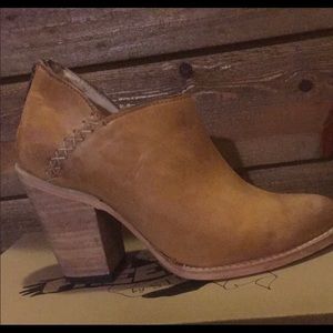 Freebird by Steven Tan Leather Booties 9